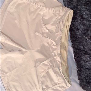 Magellan khaki dri fit shorts